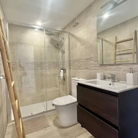 Beachside - Calahonda Apartment